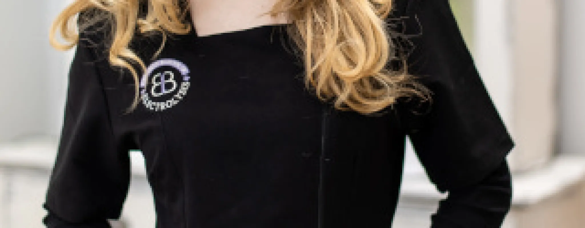 Emma 320x569